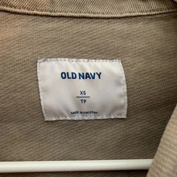 Cropped jean jacket - Picture 2 of 2